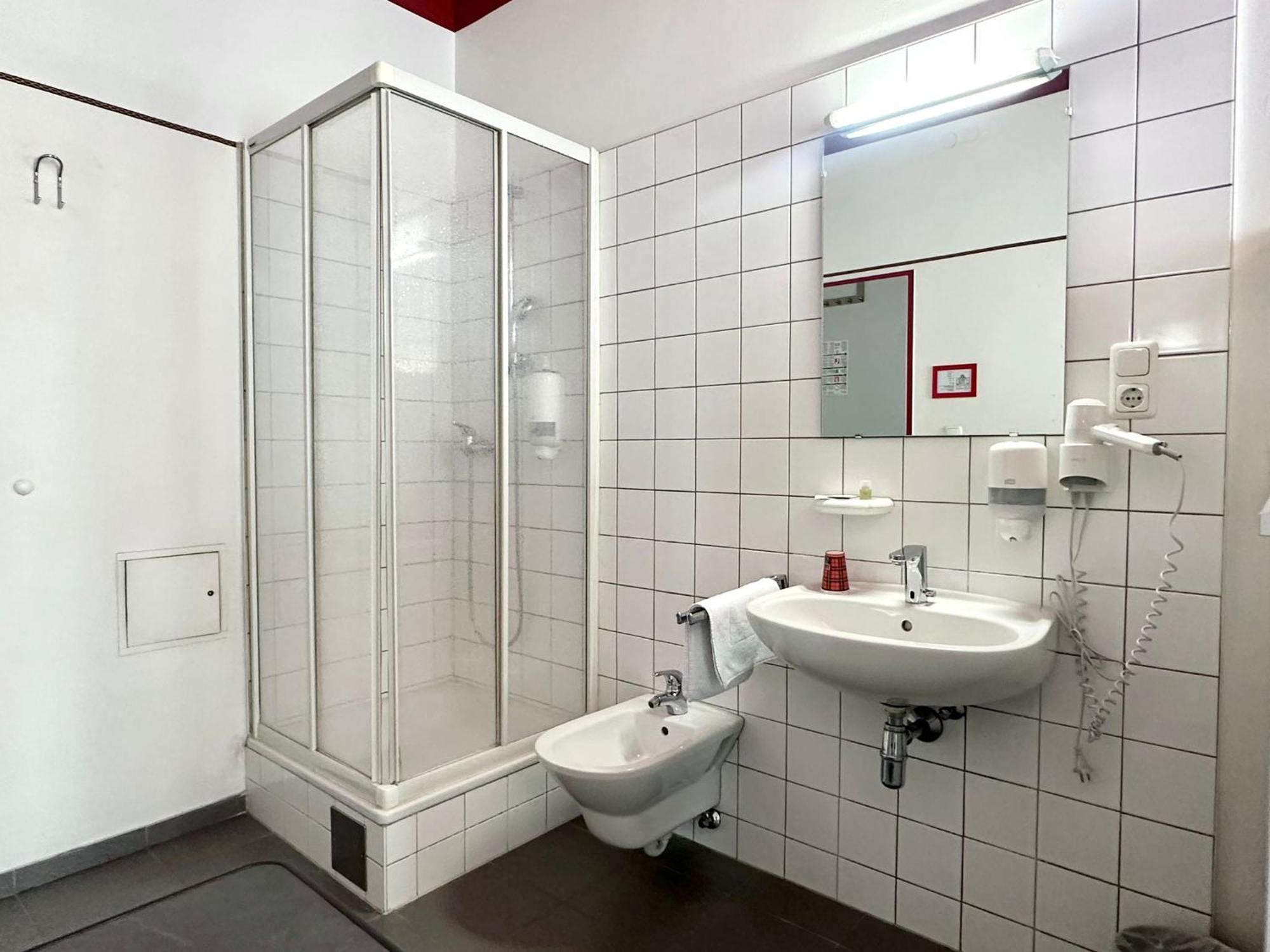 Odeon Hotel 2*
