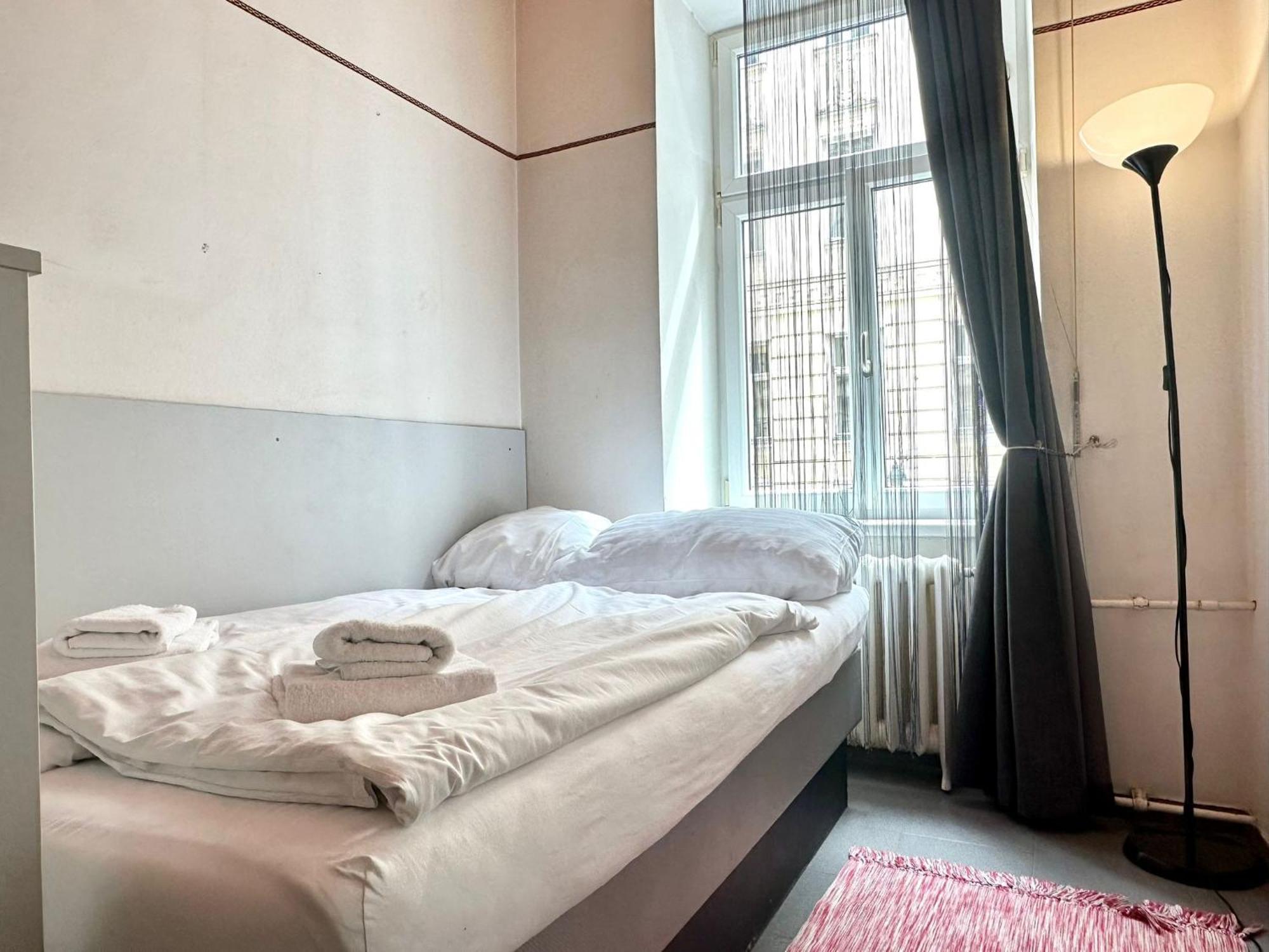 Hotel Odeon 2*